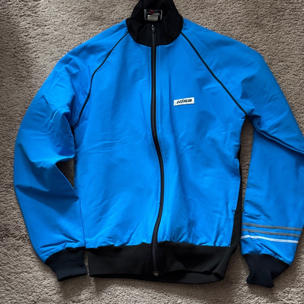Hind Women’s Blue Cycling Performance Sporty Windbreaker Jacket. Size Small.